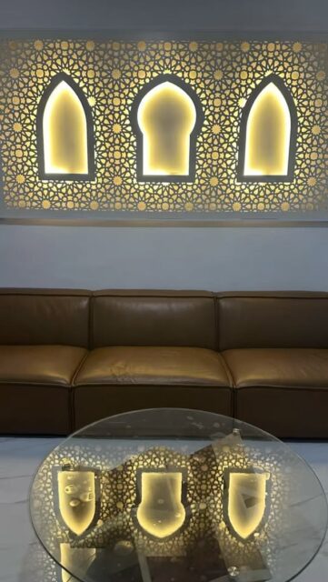 We installed a special design wall feature for our very special family customer @nasi_arab_sg — their brilliant and beautiful niches complete with battery-operated LED lighting to bring the living space to life. 🫶🏼
The day when we needed support, @k2_handymen came to mind — and they immediately agreed to jump in and collaborate for this installation. 🔨
Alhamdulillah, the beautiful family loved the final look, and we’re grateful to be part of their family home journey and shoutout to K2 Handymen and Assahabah, all truly god sent! 🏠
#camelcaravanco #thefamilymajlis #islamicdesign #sgfamily #sghome